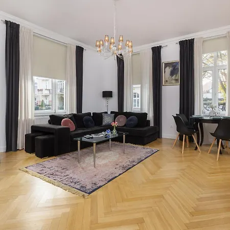 Апартаменты Stylish Parkowa In By Renters Сопот